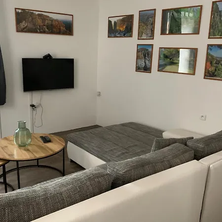 Dom wakacyjny 114 Hřensko